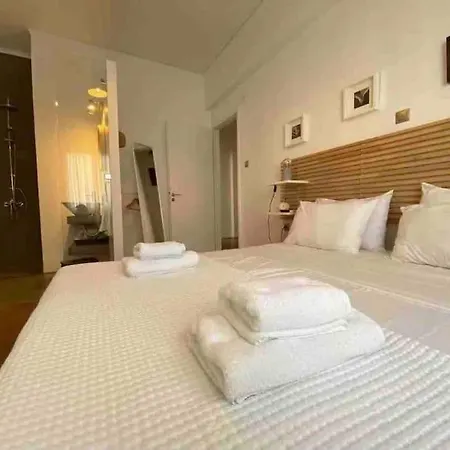 Vasilis Luxury Apartament *