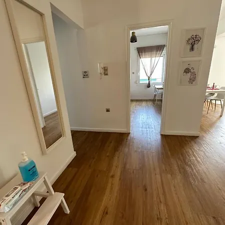 Vasilis Luxury Apartament *